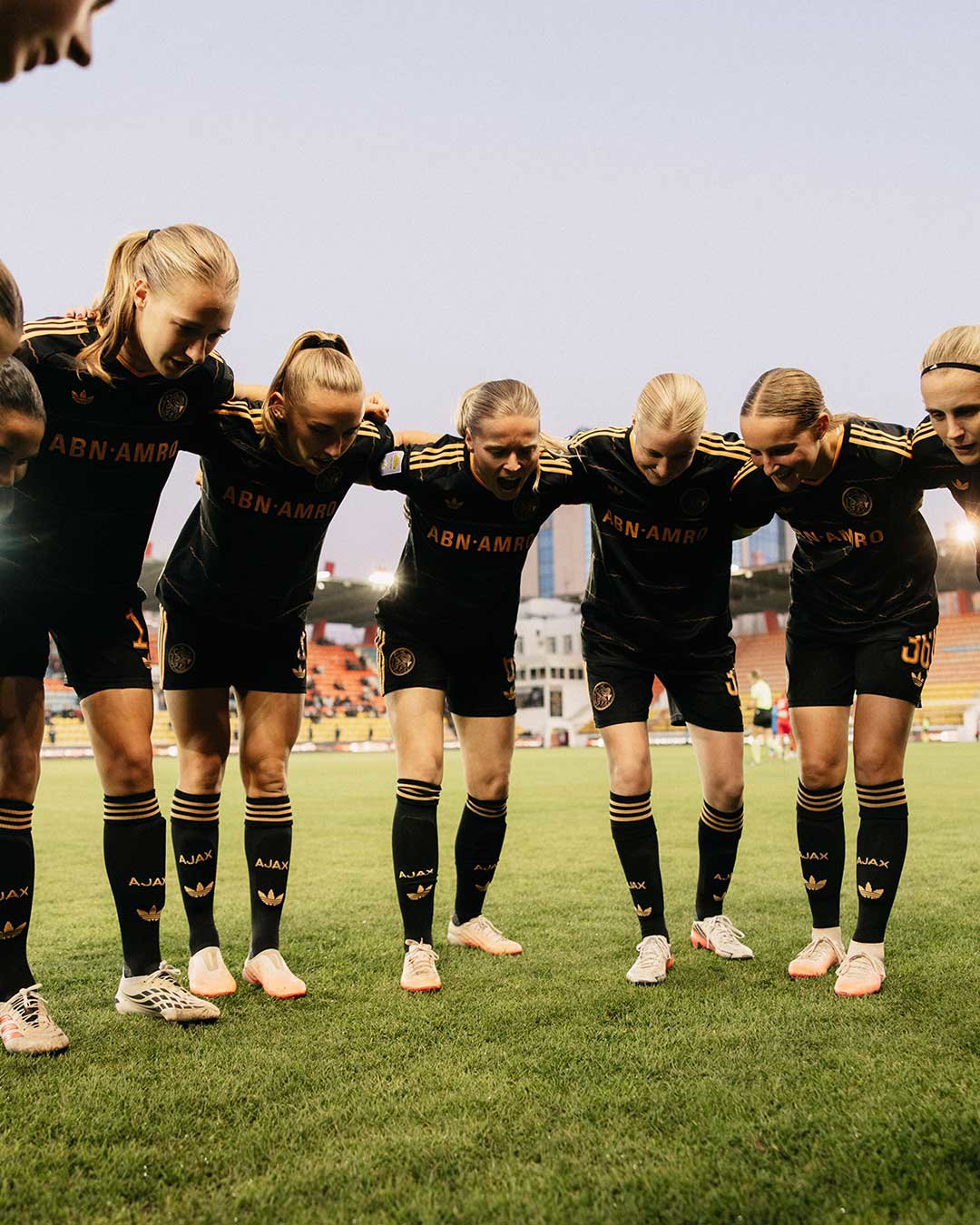 Ajaxvrouwenbegin45