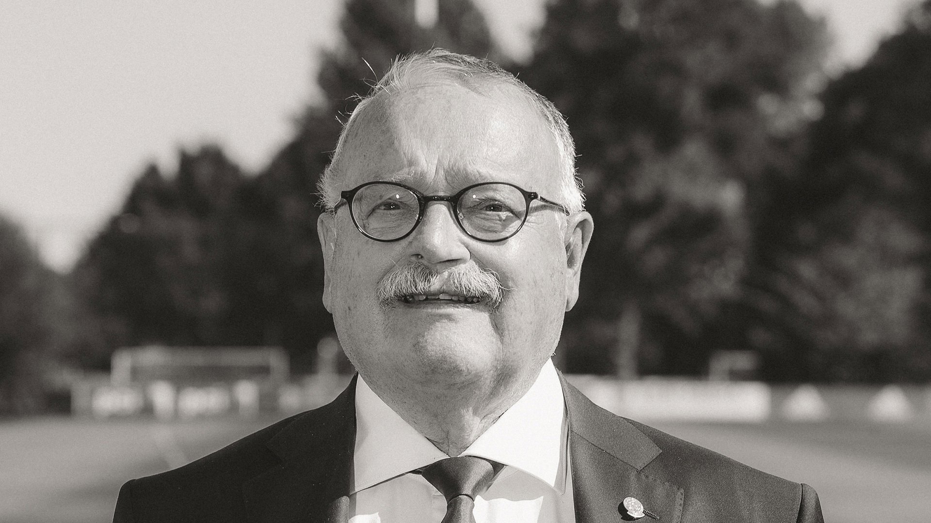 Bijvankheader2