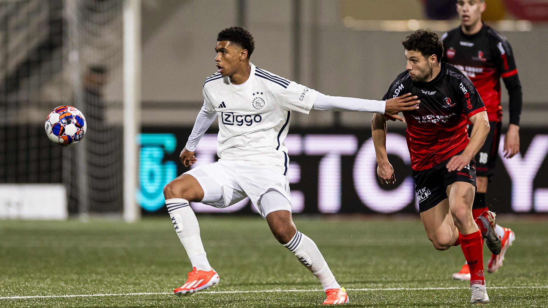 Jongajaxheader