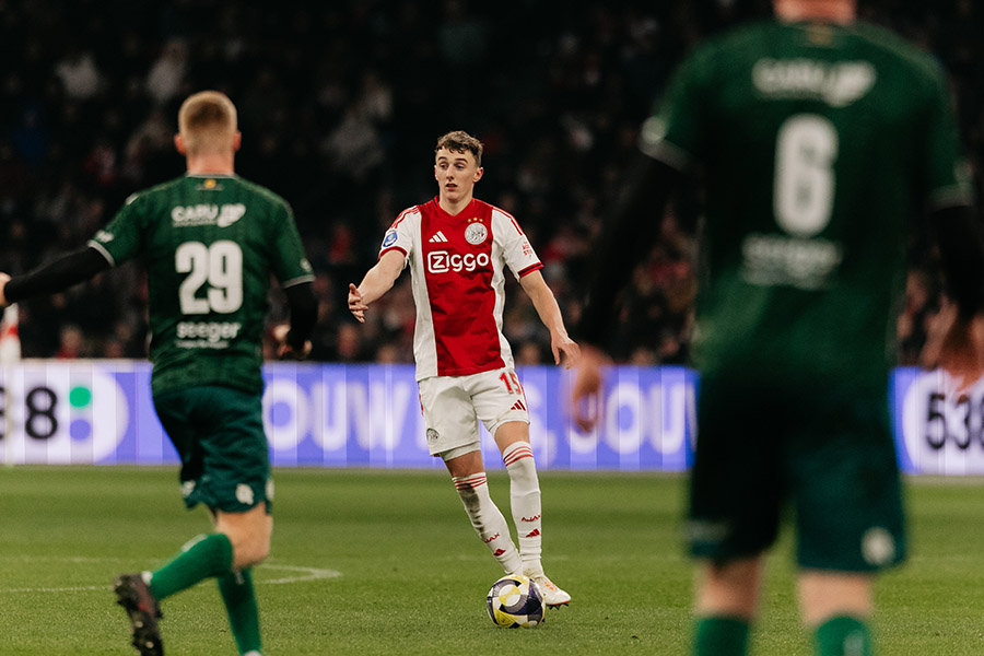 Youri Baas Aan De Bal