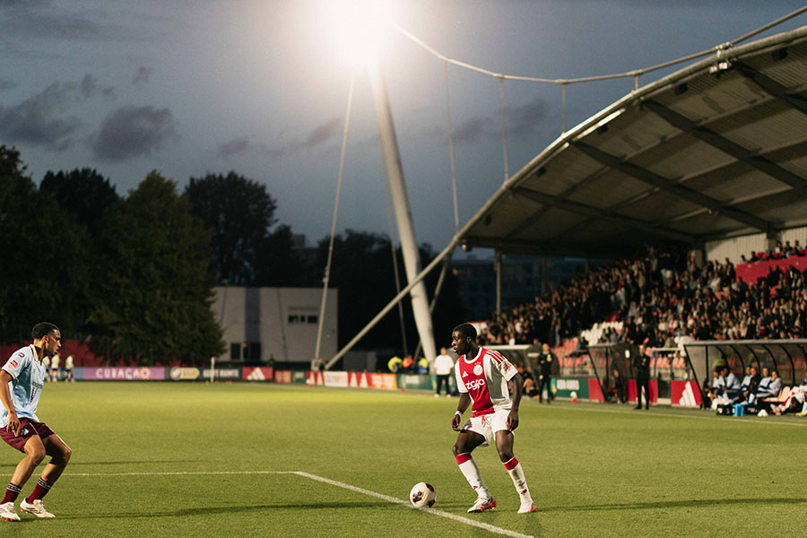 Jongajaxemmen14