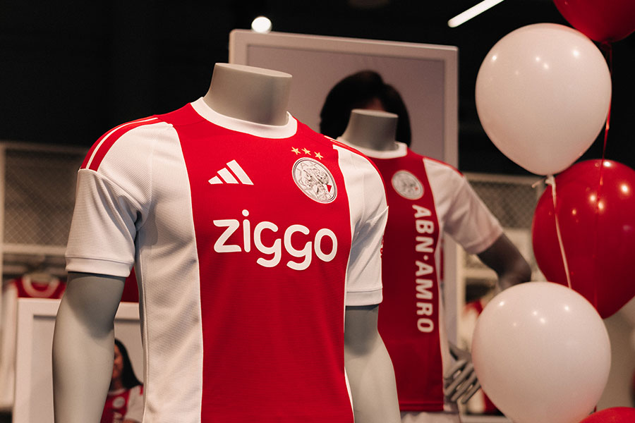 Thuisshirt 900