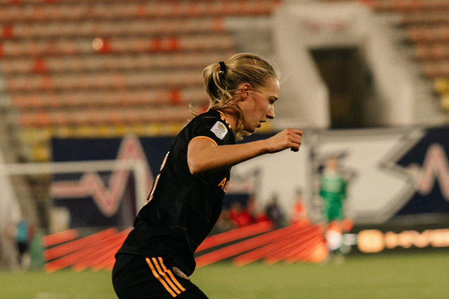 Vanhensbergenajaxvrouwen