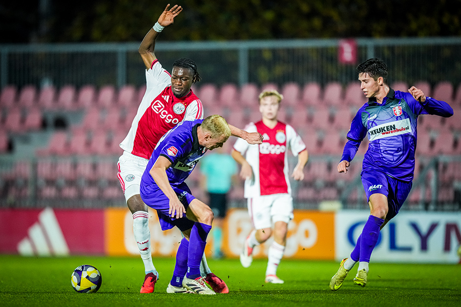 Jong Ajax Dordrecht 5
