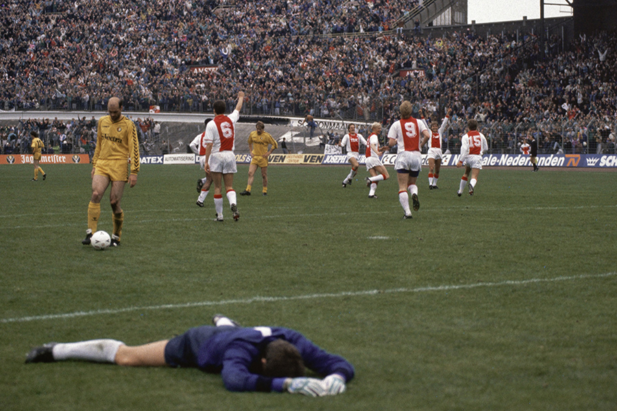 Klassieker Historisch Team 900