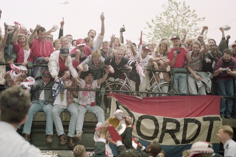 Huldiging7