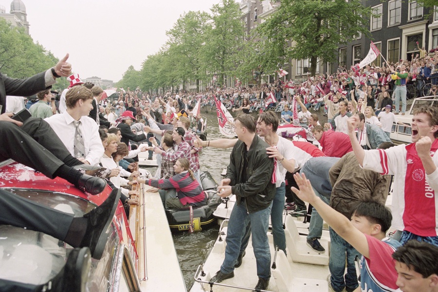 Huldiging14