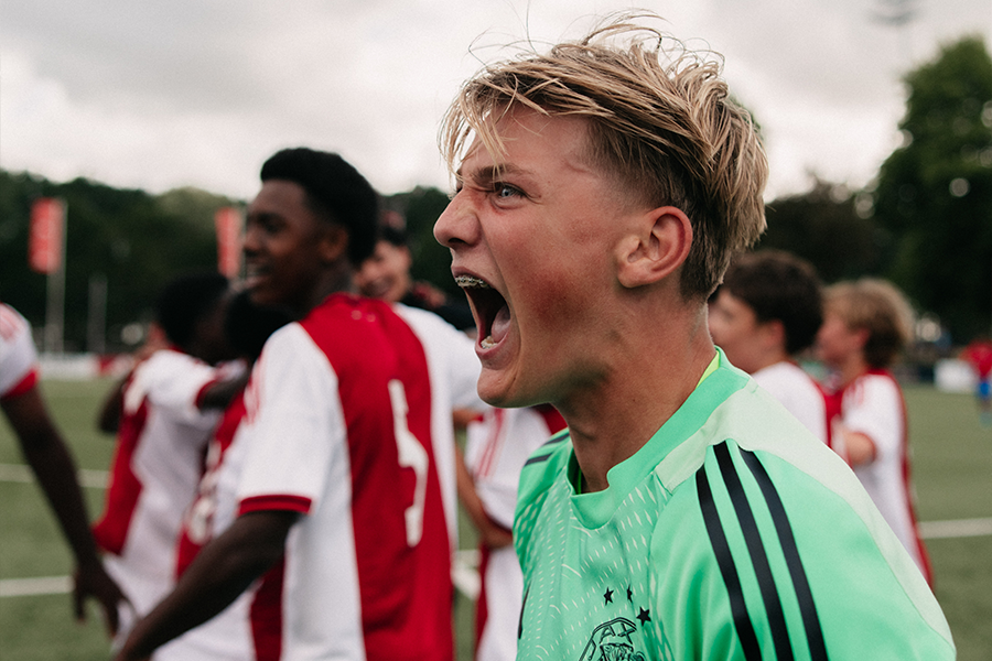 Ajax O15 6