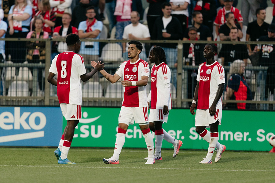 Jongajaxemmen11