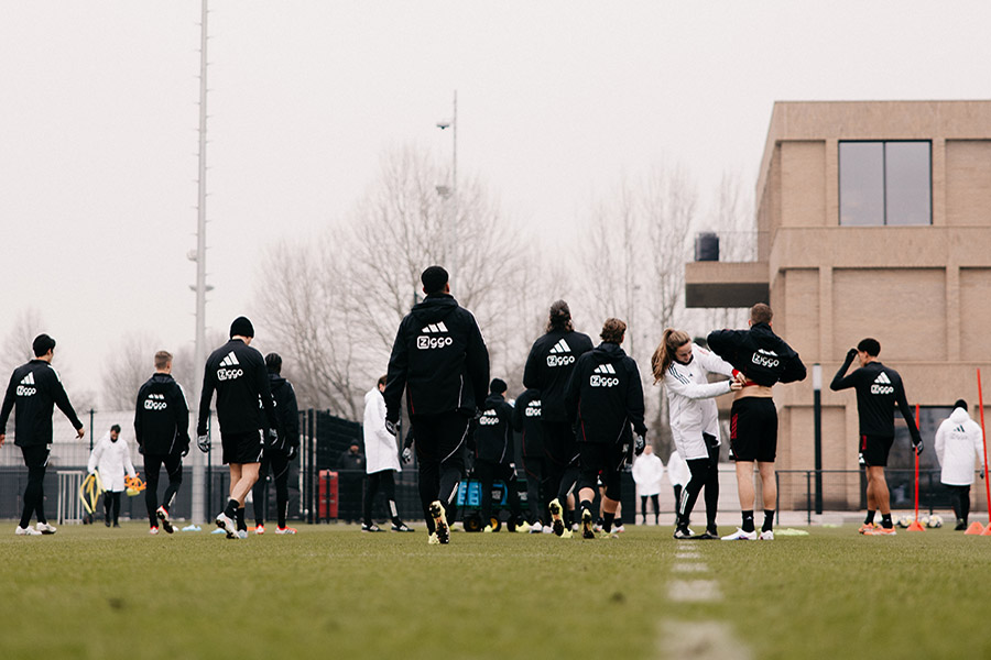 Training Ajax 1 6 900