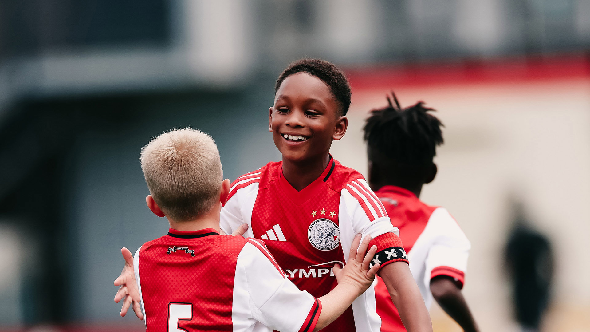 Jeugd O9 Header 1920