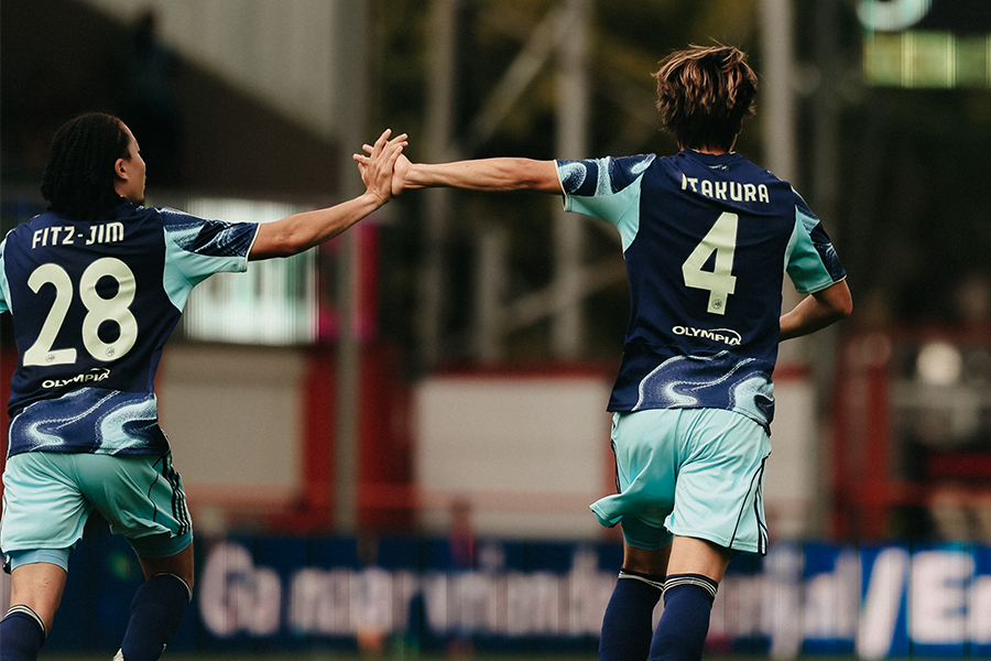 Itakura High Five Fitz Jim