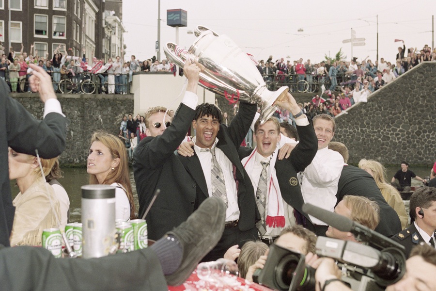 Huldiging5