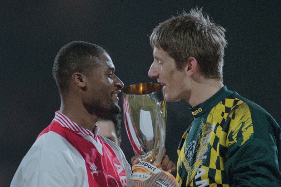 Bogardevandersar1996