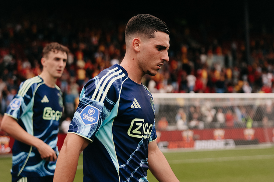 Gloukh Zijkant Afloop Wedstrijd