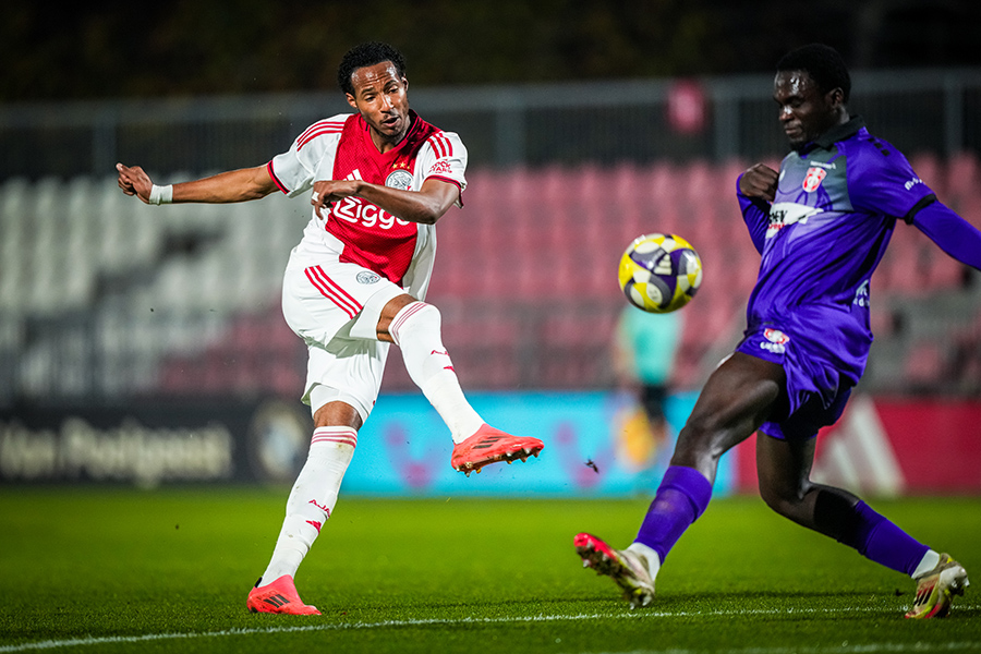 Jong Ajax Dordrecht 6