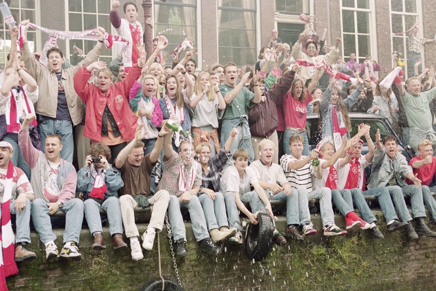 Huldiging13