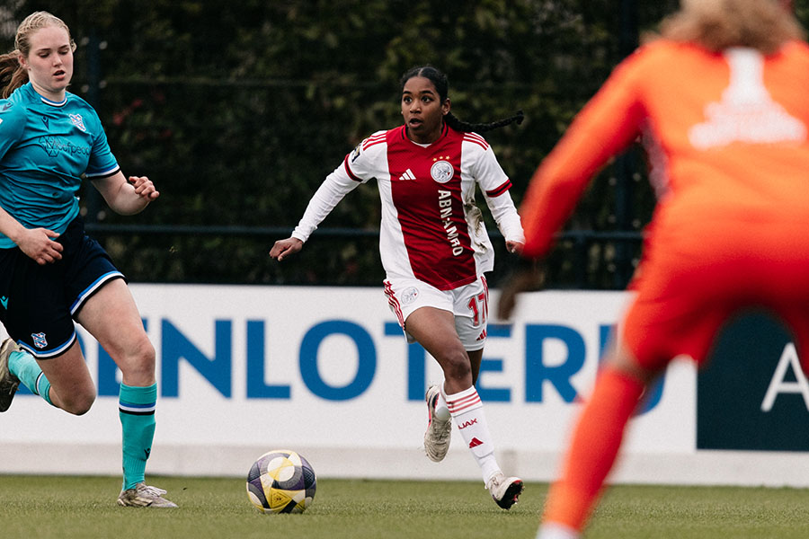 Oefenduel Ajax Vrouwen 6