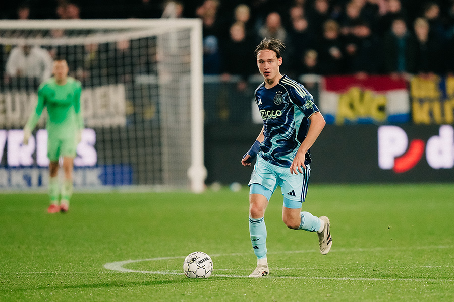 Cambuur Jong Ajax 900 15