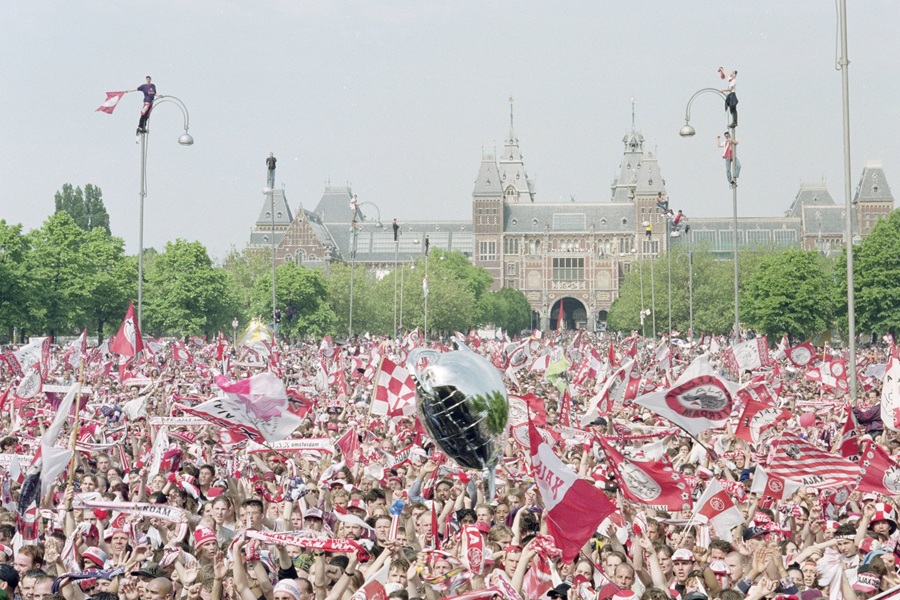 Huldiging4
