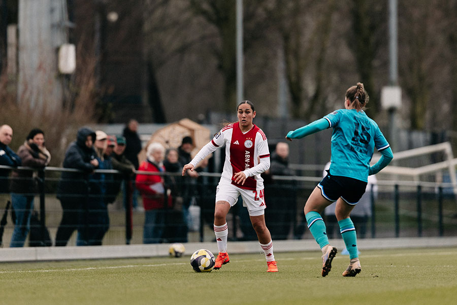 Oefenduel Ajax Vrouwen 8