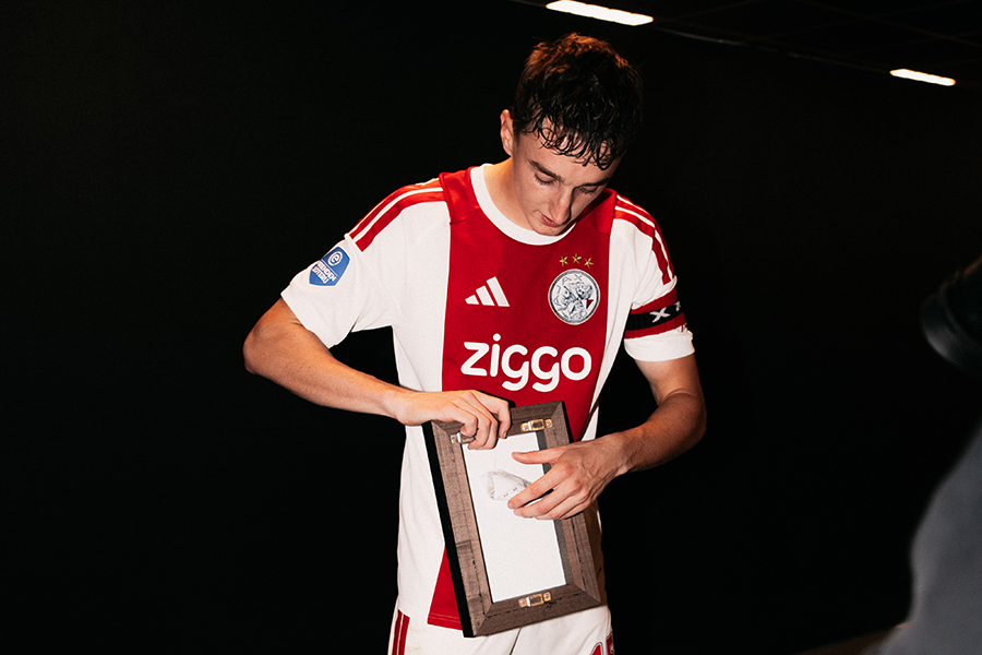 Ajawil Baas Clubv100 6