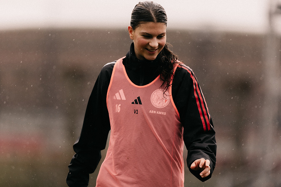 Training Ajax Vrouwen 1