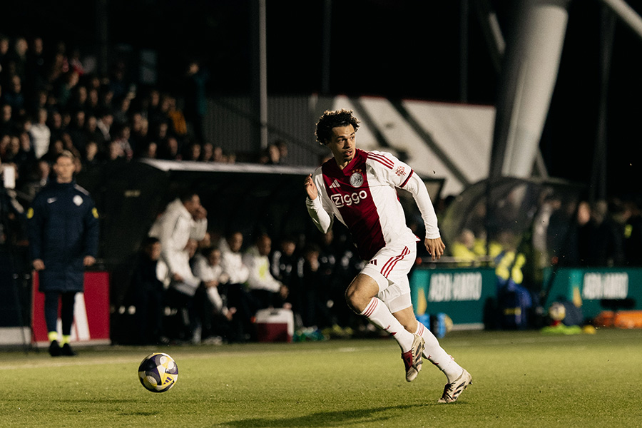 Jong Ajax Almere 6