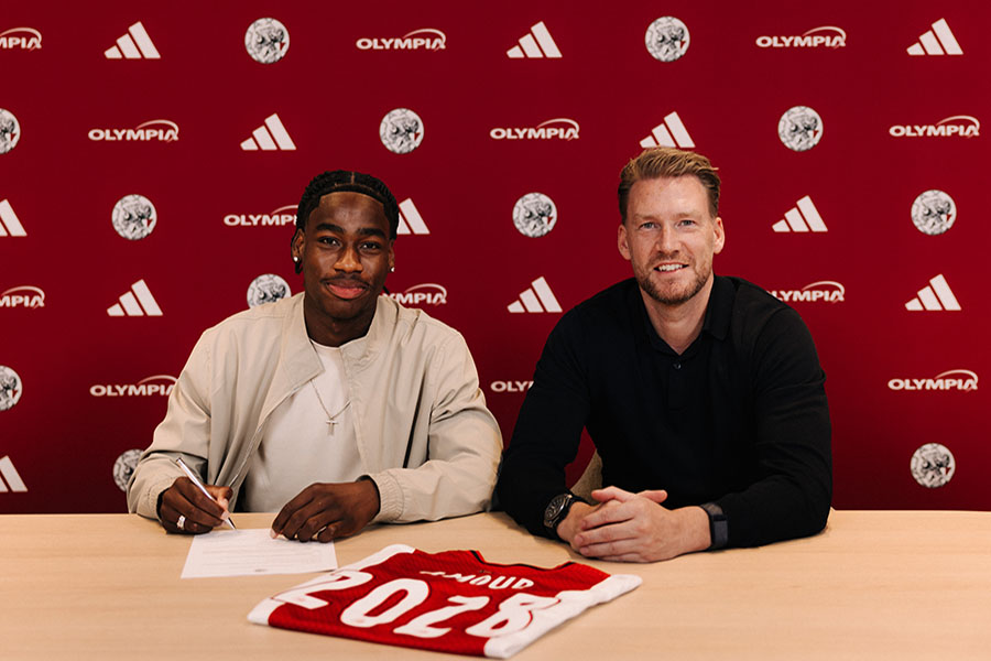 Contract Amour 3 900