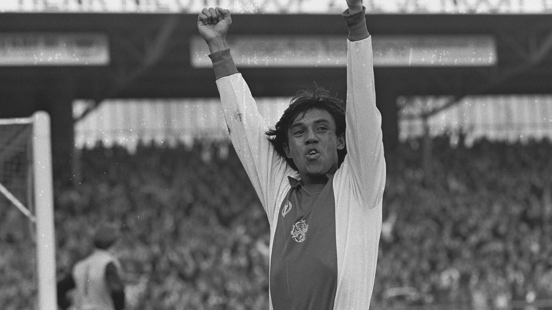 Top 5 Goals | Simon Tahamata