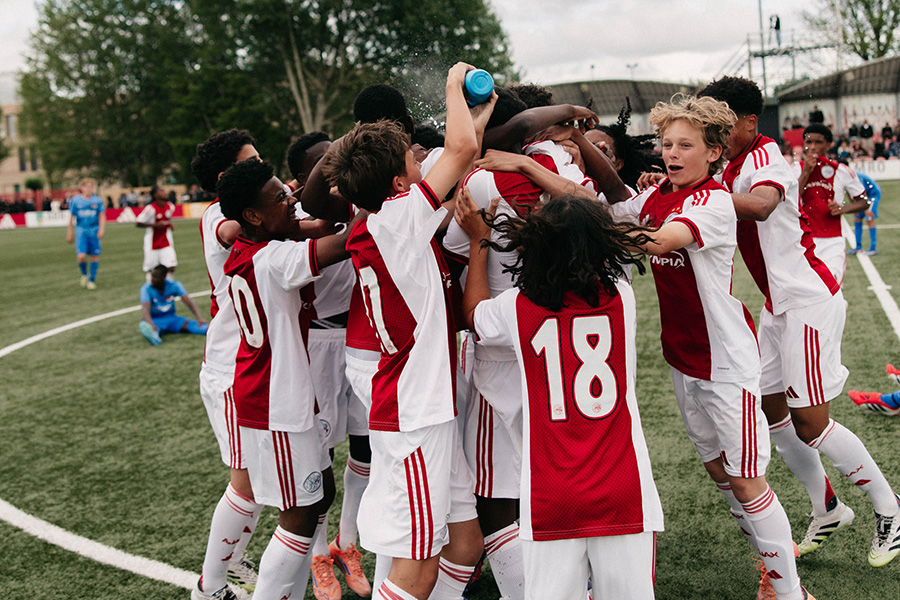 O15 Kampioen 2