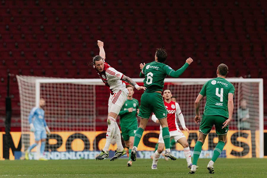 2 Helft Weghorst 900