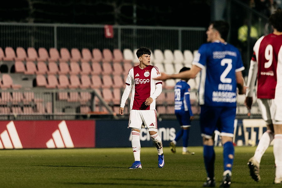 Jong Ajax Almere 18