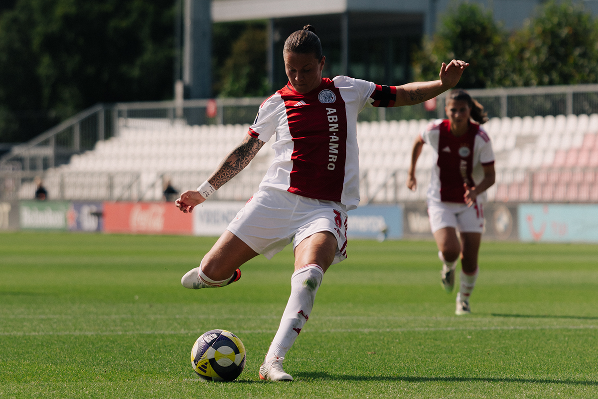 Ajax Vrouwen ADO 9
