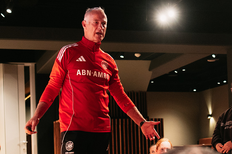 Ajax Foundation 900 24