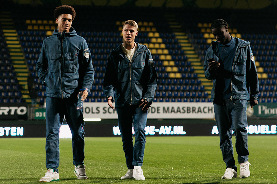 Bounida, Steur En Reverson Field Check