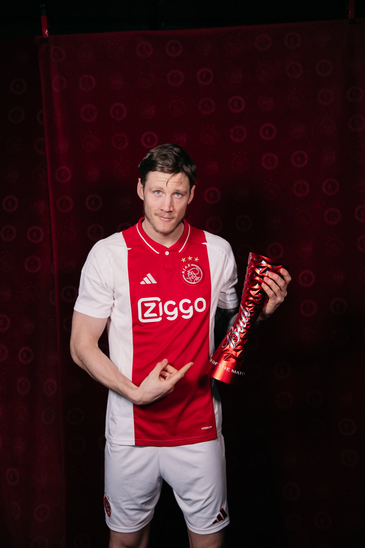 POTM AWARD 80