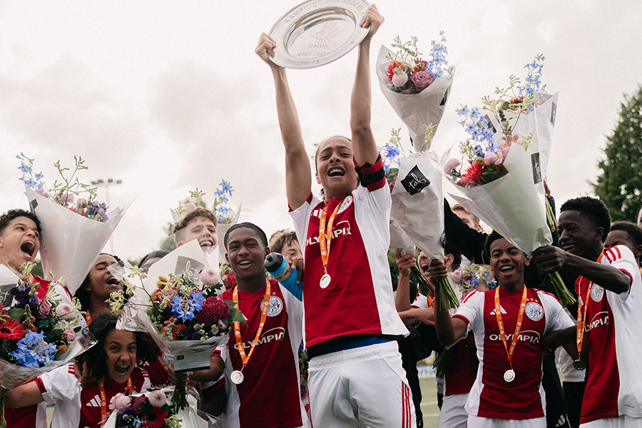 O15 Kampioen 7