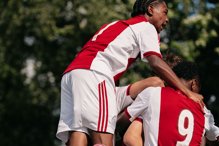 Ajax O15 Kampioen 9